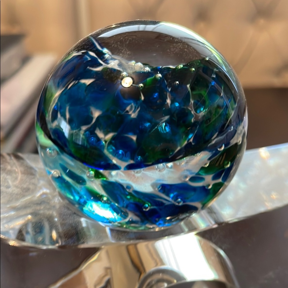 Elegant Glass Art Sculpture with Blue Accents - Picture 4 of 7